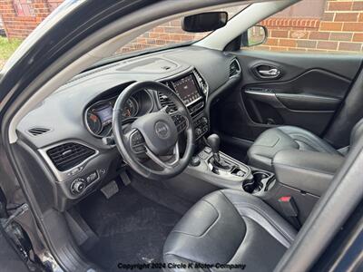 2019 Jeep Cherokee Limited   - Photo 8 - Valentine, NE 69201