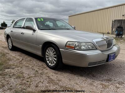 2003 Lincoln Town Car Signature   - Photo 6 - Valentine, NE 69201