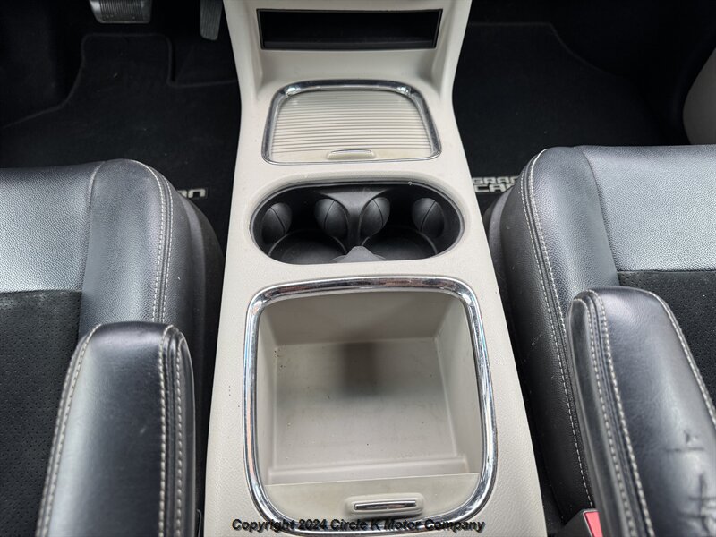 2017 Dodge Grand Caravan SXT - Photo 13