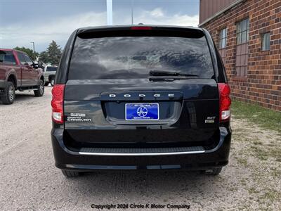 2017 Dodge Grand Caravan SXT - Photo 4 - Valentine, NE 69201