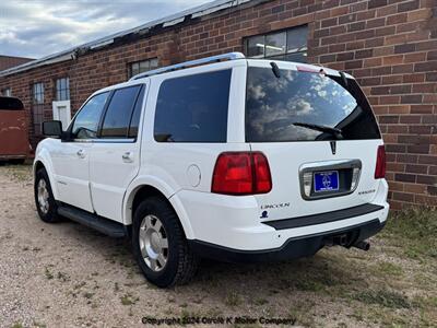 2006 Lincoln Navigator Luxury   - Photo 3 - Valentine, NE 69201