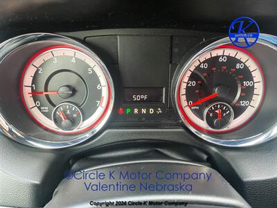 2017 Dodge Grand Caravan SXT   - Photo 22 - Valentine, NE 69201