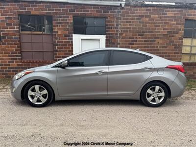 2012 Hyundai ELANTRA GLS - Photo 2 - Valentine, NE 69201