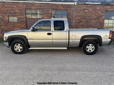 2000 Chevrolet Silverado 1500 - Photo 2 - Valentine, NE 69201