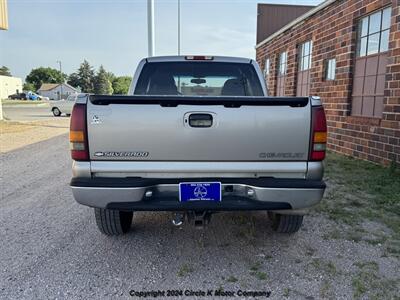 2000 Chevrolet Silverado 1500 - Photo 4 - Valentine, NE 69201