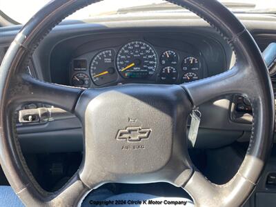 2002 Chevrolet Silverado 2500 LT   - Photo 12 - Valentine, NE 69201