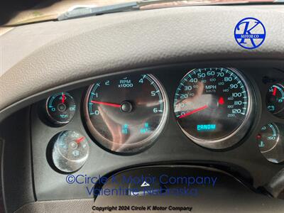 2011 GMC Yukon XL Denali   - Photo 25 - Valentine, NE 69201