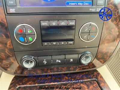 2011 GMC Yukon XL Denali   - Photo 33 - Valentine, NE 69201