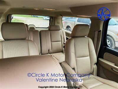 2011 GMC Yukon XL Denali   - Photo 16 - Valentine, NE 69201