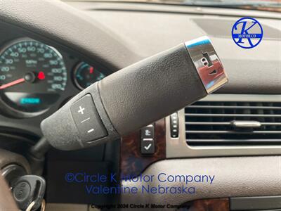 2011 GMC Yukon XL Denali   - Photo 30 - Valentine, NE 69201