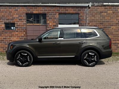 2025 Kia Telluride S - Photo 2 - Valentine, NE 69201