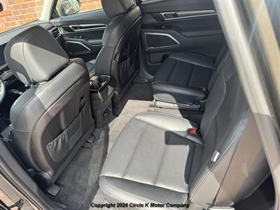 2025 Kia Telluride S - Photo 14 - Valentine, NE 69201