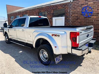 2017 Ford F-350 LARIAT   - Photo 7 - Valentine, NE 69201