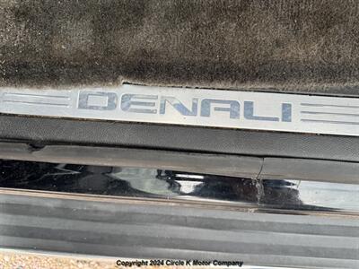 2013 GMC Yukon XL Denali   - Photo 14 - Valentine, NE 69201