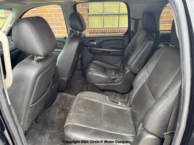 2013 GMC Yukon XL Denali   - Photo 12 - Valentine, NE 69201