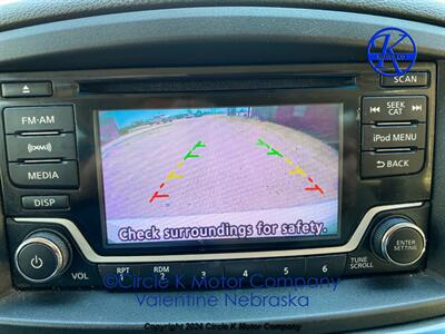 2015 Nissan Quest 3.5 S   - Photo 36 - Valentine, NE 69201