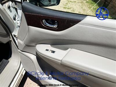 2015 Nissan Quest 3.5 S   - Photo 16 - Valentine, NE 69201