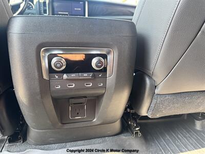 2021 GMC Yukon Denali   - Photo 16 - Valentine, NE 69201