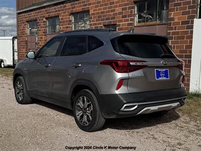 2021 Kia Seltos EX - Photo 3 - Valentine, NE 69201
