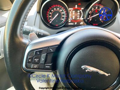 2018 Jaguar F-TYPE Coupe 340HP   - Photo 19 - Valentine, NE 69201