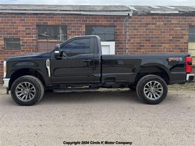 2023 Ford F-350 Super Duty XLT   - Photo 2 - Valentine, NE 69201