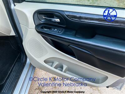 2017 Dodge Grand Caravan SE   - Photo 16 - Valentine, NE 69201