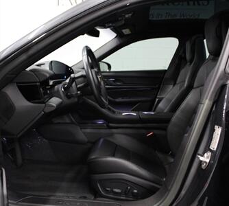 2022 Porsche Taycan   - Photo 13 - Springfield, MO 65802