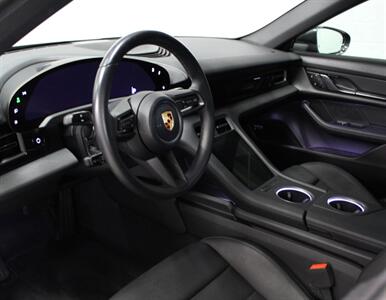 2022 Porsche Taycan   - Photo 14 - Springfield, MO 65802
