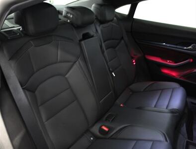 2022 Porsche Taycan   - Photo 21 - Springfield, MO 65802