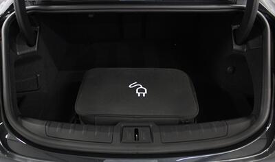 2022 Porsche Taycan   - Photo 23 - Springfield, MO 65802