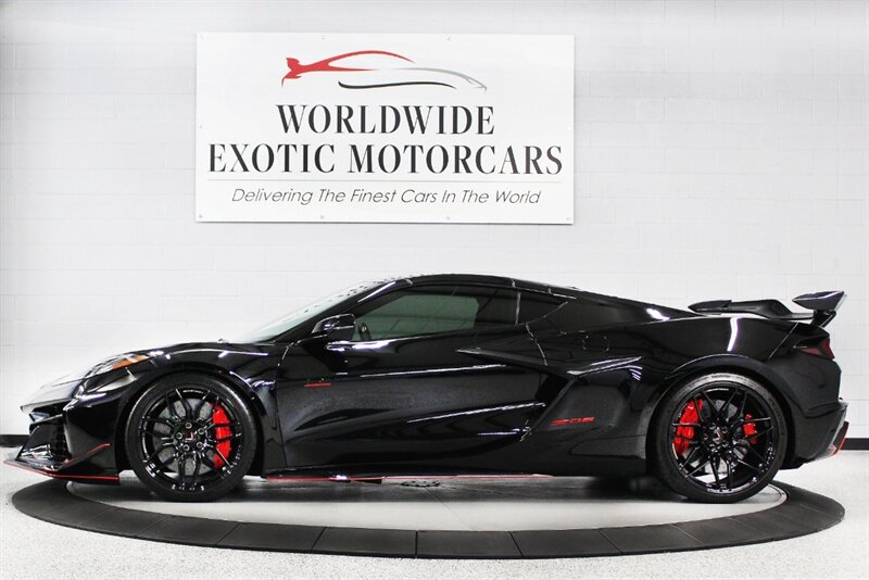 2023 Chevrolet Corvette Z06 3LZ photo 4