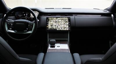 2025 Land Rover Range Rover P400 SE LWB   - Photo 12 - Springfield, MO 65802