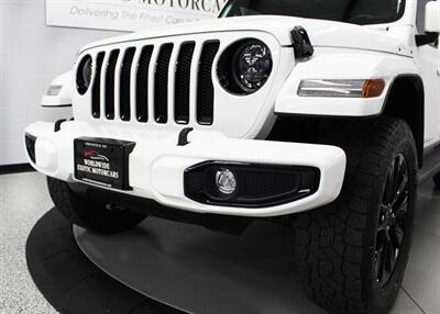 2023 Jeep Wrangler Sahara  High Altitude - Photo 9 - Springfield, MO 65802