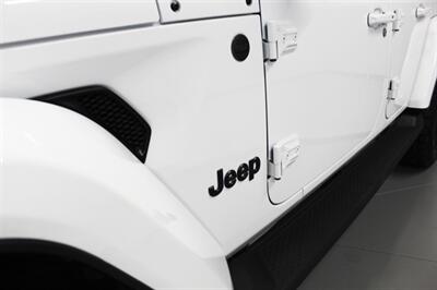 2023 Jeep Wrangler Sahara  High Altitude - Photo 10 - Springfield, MO 65802