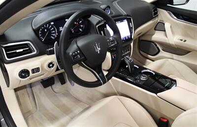 2022 Maserati Ghibli Modena Q4   - Photo 14 - Springfield, MO 65802