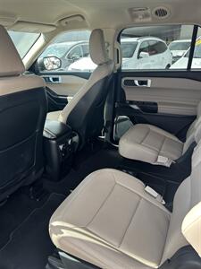 2020 Ford Explorer XLT   - Photo 7 - Lexington, NE 68850