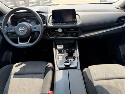 2024 Nissan Rogue SV - Photo 7 - Lexington, NE 68850