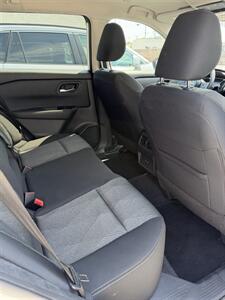 2024 Nissan Rogue SV - Photo 8 - Lexington, NE 68850