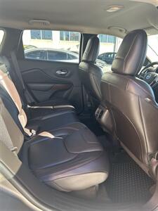2016 Jeep Cherokee Trailhawk   - Photo 4 - Lexington, NE 68850