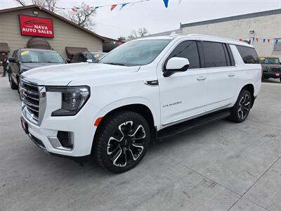 2023 GMC Yukon XL SLT   - Photo 2 - Lexington, NE 68850