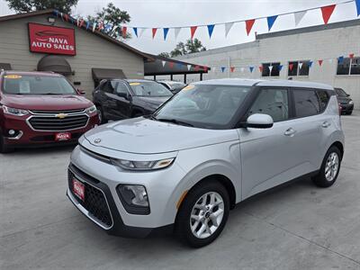 2020 Kia Soul S   - Photo 2 - Lexington, NE 68850