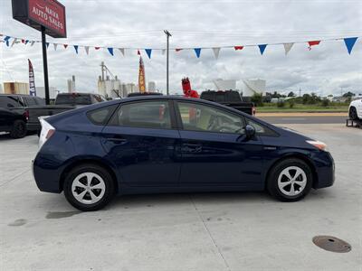 2013 Toyota Prius Two   - Photo 8 - Lexington, NE 68850