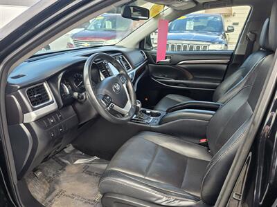2015 Toyota Highlander Limited   - Photo 4 - Lexington, NE 68850