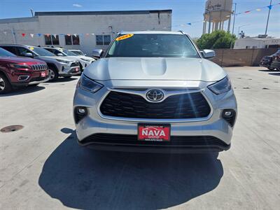 2021 Toyota Highlander XLE - Photo 3 - Lexington, NE 68850