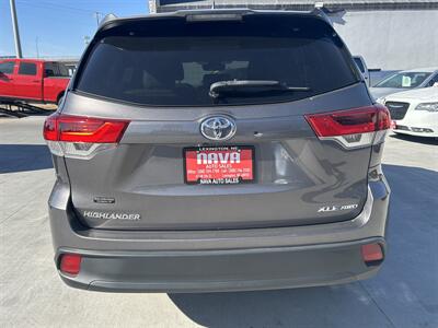 2018 Toyota Highlander XLE   - Photo 6 - Lexington, NE 68850