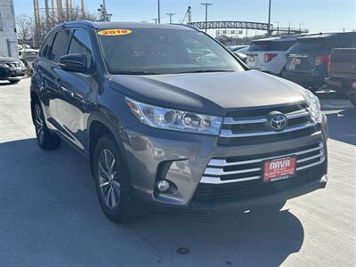 2018 Toyota Highlander XLE   - Photo 1 - Lexington, NE 68850