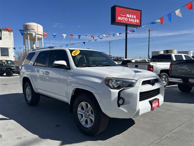 2017 Toyota 4Runner SR5 Premium   - Photo 2 - Lexington, NE 68850