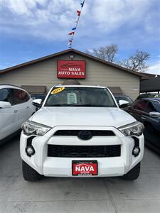 2017 Toyota 4Runner SR5 Premium   - Photo 1 - Lexington, NE 68850