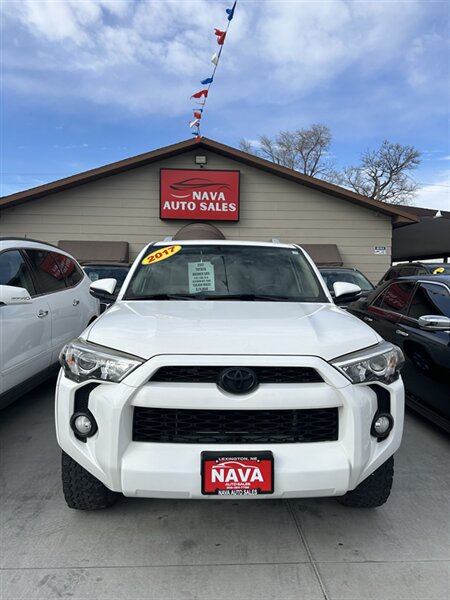 2017 Toyota 4Runner SR5 Premium   - Photo 1 - Lexington, NE 68850