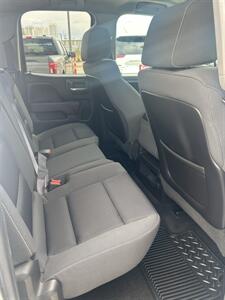 2015 GMC Sierra 1500 SLE   - Photo 9 - Lexington, NE 68850